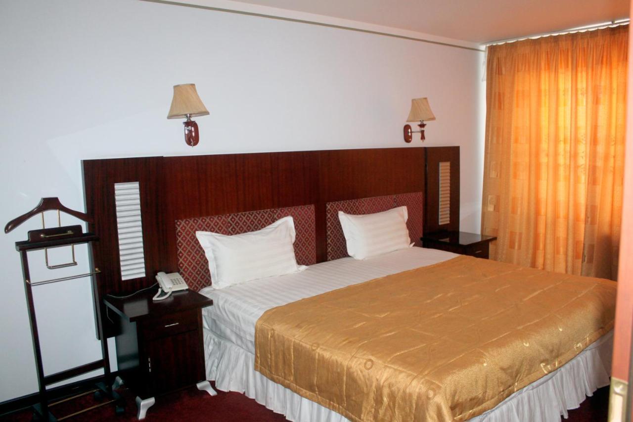 Hotel Grand 布哈拉 外观 照片